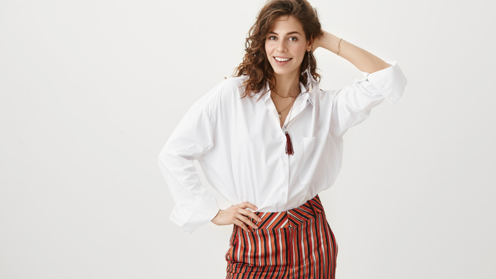 Comment accessoiriser une chemise pour un look sophistiqué ?